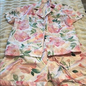 Floral Satin Print Pajama Set Top size XS Bottom M